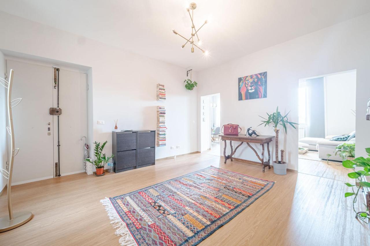 Bright Apartment A Few Steps From Via Garibaldi Genova Exterior foto